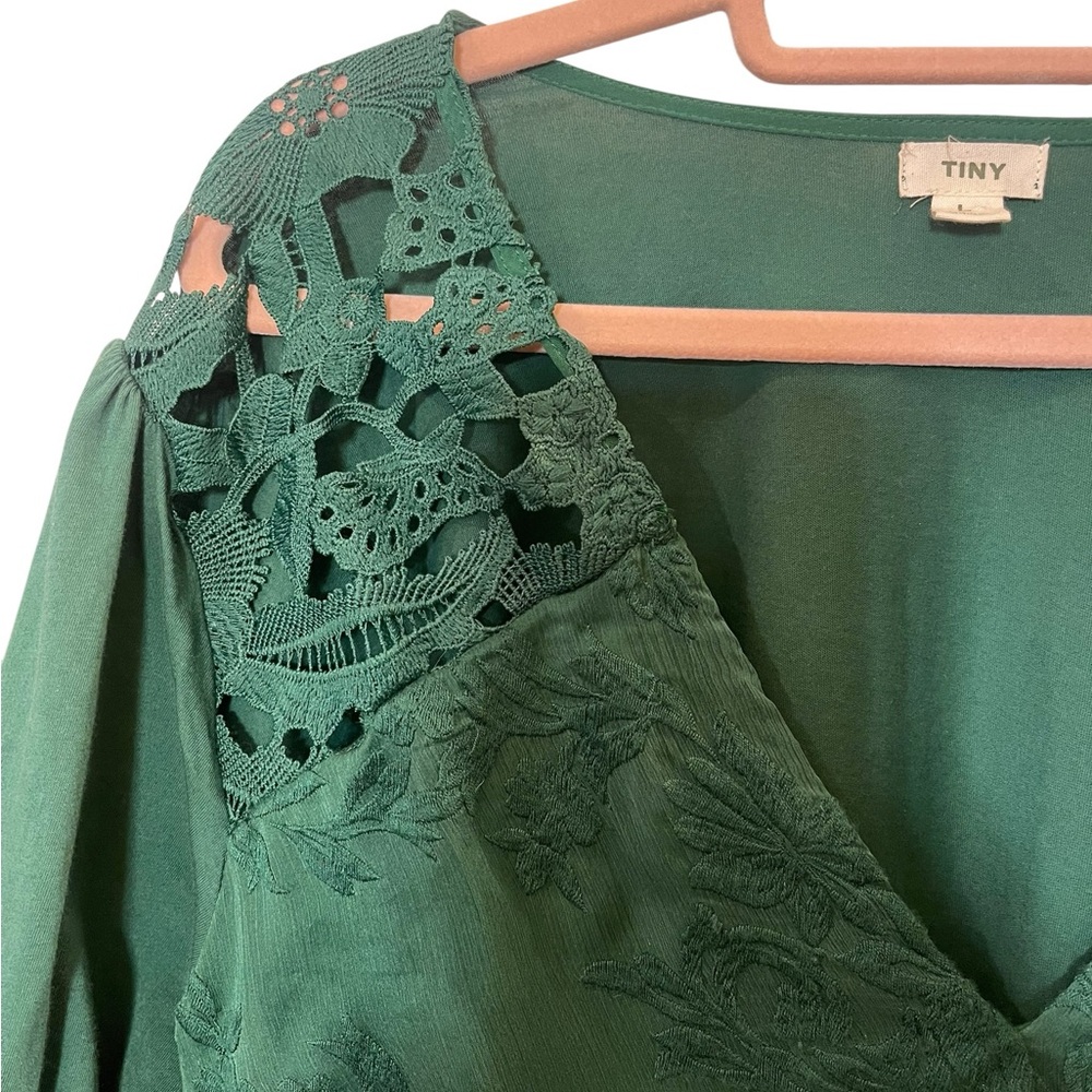 Anthropologie Tiny forest green blouse deep vee shoulder lace details holiday L - Picture 4 of 8
